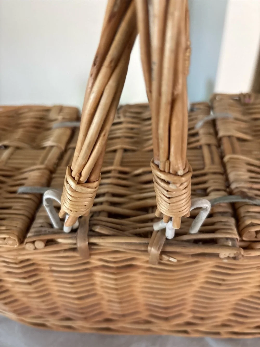 Gorgeous Vintage Oblong 15” Long WICKER Double Lidded Picnic Basket Awesome